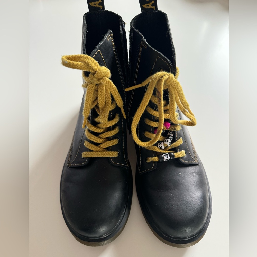 JUNIOR 1460 SOFTY T LEATHER LACE UP BOOTS